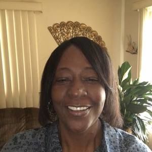 Meet your Posher, Debra